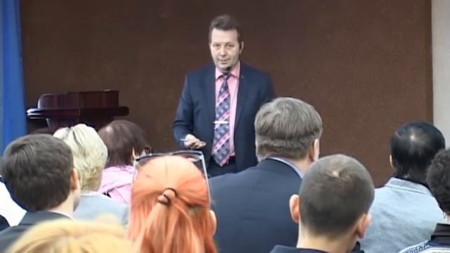 Первое золотое правило бизнесмена смотреть онлайн