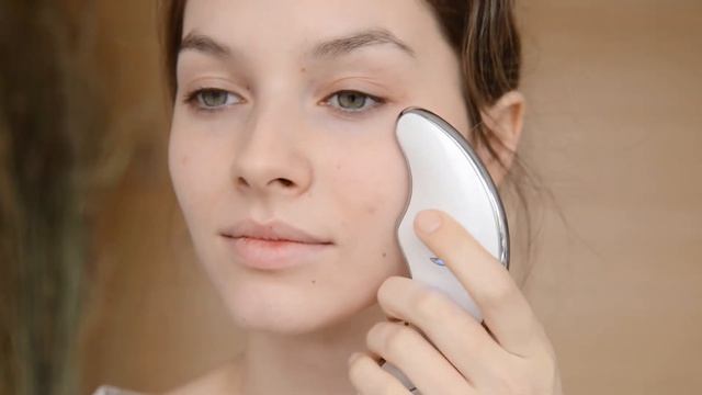 Микротоковый массажер для лица Doctor Comfort MC-1 смотреть онлайн