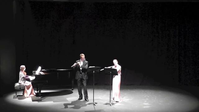 F. & K. Doppler. Rigoletto Fantasie - Trio A Piacere смотреть онлайн