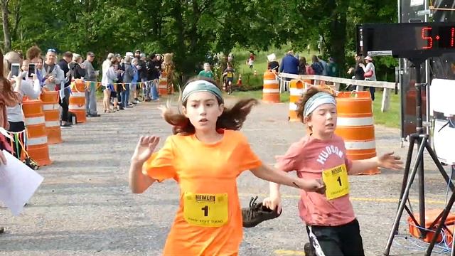 The TUFF eNUFF Kids Challenge смотреть онлайн