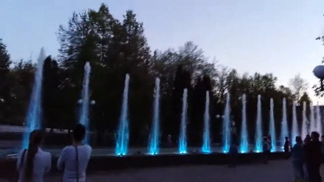 Маленький поющий фонтан. смотреть онлайн