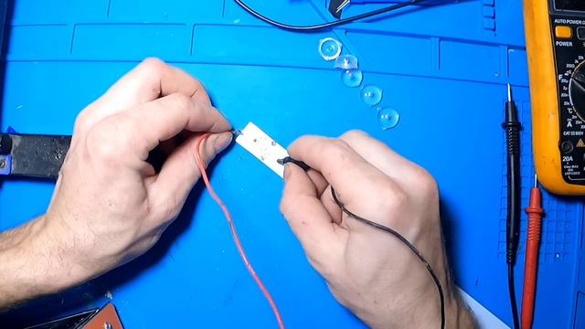 Не включается телевизор. Замена светодиодов LED подсветки LG, Samsung, Elenberg и другие. #ремонт смотреть онлайн