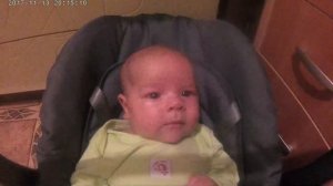 Малыш Макс икает)