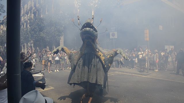 Праздник района Грасия в Барселоне (6) смотреть онлайн