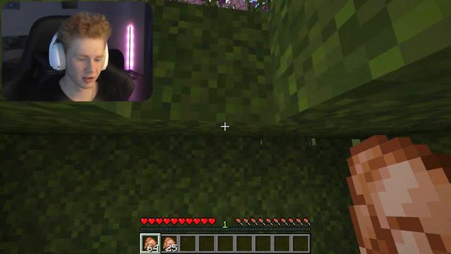 ПОБЕДИЛ ВСЕХ В МАЙНКРАФТ НА ДЕНЬГИ И ЗАБРАЛ КУШ!!! смотреть онлайн