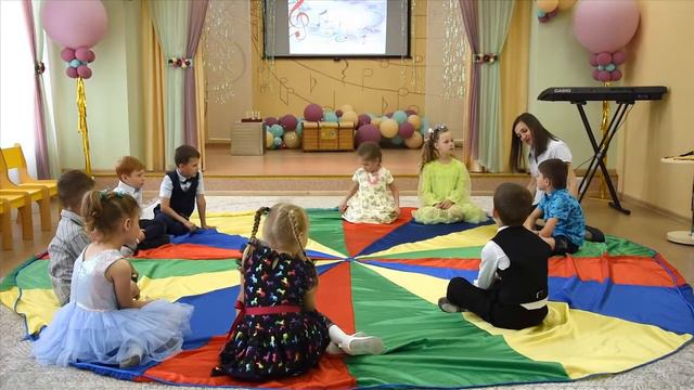 музыкальное занятие "Чудеса на карусели" смотреть онлайн
