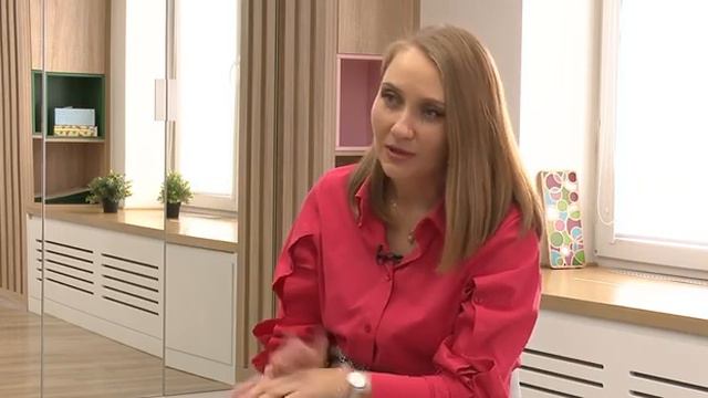 Выпрашивать подарки у мужчины, нормально ли это? Ответ от психолога смотреть онлайн