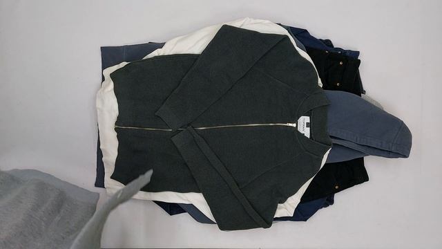 26393 Микс мужской осень-зима Men / w (extra/1 кат) 16 пак 10кг 7.6€/кг 20шт смотреть онлайн