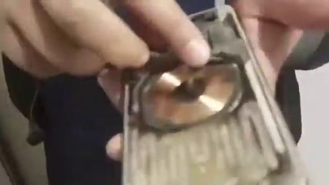 Changing I Phone XS Max Broken Back Glass смотреть онлайн