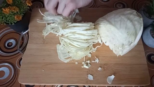 Тушёная капуста, пошаговый рецепт. Как тушить капусту. смотреть онлайн