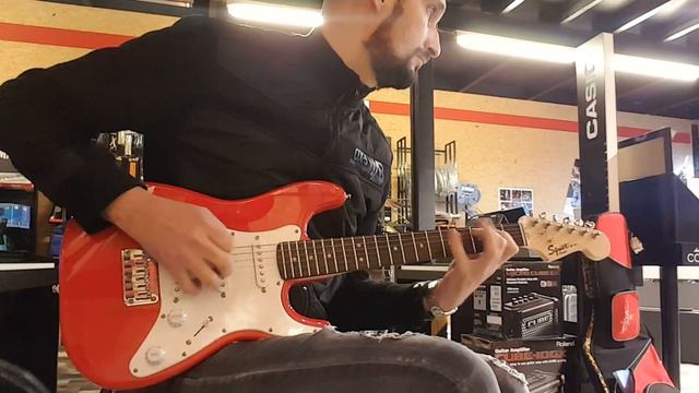Squier mini strat stupid shredding смотреть онлайн