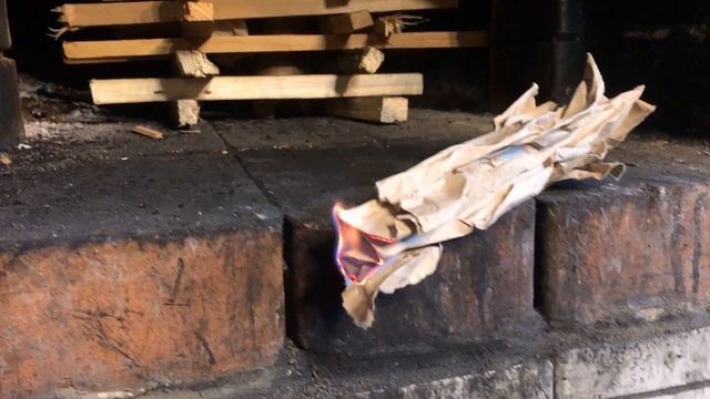 Пицца на дровах в подовой печи своими руками 1 часть. Снято на Iphone 8 plus смотреть онлайн