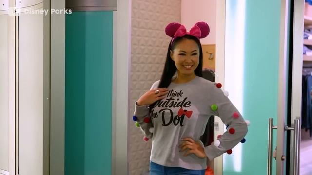 The Tactics Disney Theme Parks Use To Make a Profit | ReviewTyme смотреть онлайн