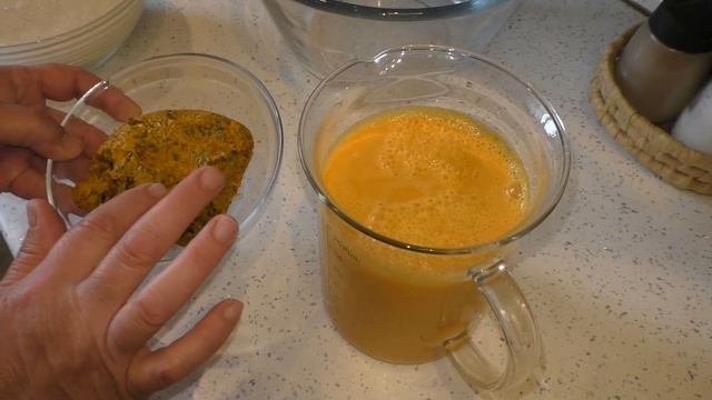 Готовлю ПОЛЕЗНЫЙ и ВКУСНЫЙ сироп из ОБЛЕПИХИ ! БЕЗ ВАРКИ ! ОБЛЕПИХА на ЗИМУ ! смотреть онлайн