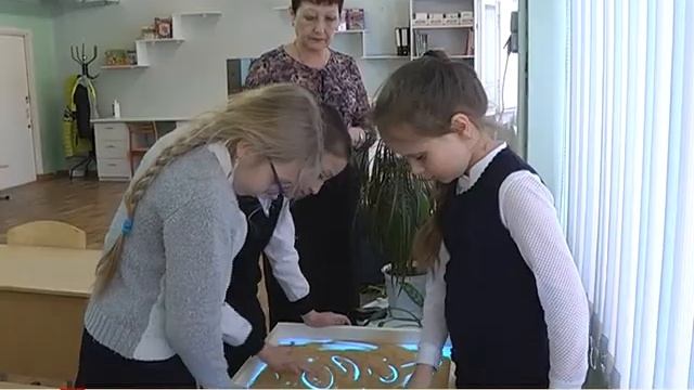 Филиал Группы «Илим» в Усть-Илимске помогает выйти на цифровой уровень образования. смотреть онлайн