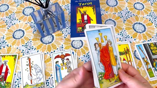 Младшиe Арканы карт таро/Описаниe и значeниe карт. Часть 1 #tarot#картытаро#гадание смотреть онлайн