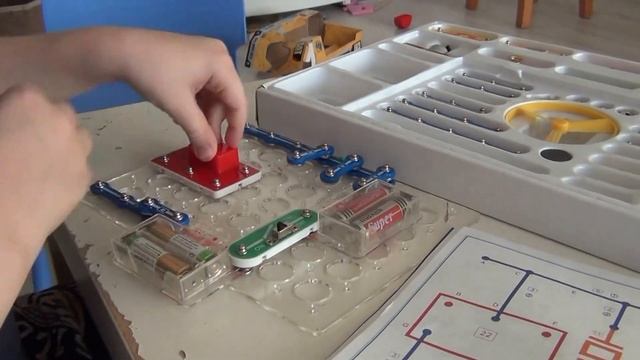 Полицейская сирена. Электронный конструктор смотреть онлайн