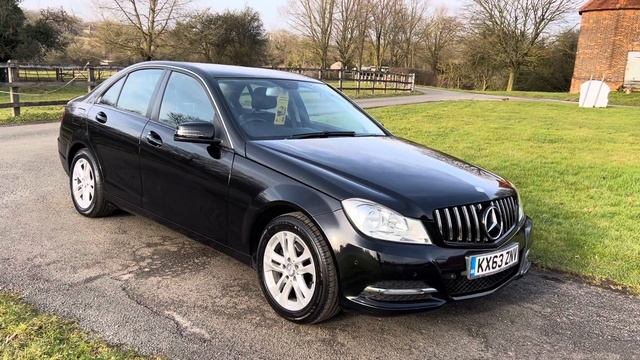 (63) REG MERCEDES C180 1.6 EXEC SE AUTO SALOON ONLY 74K S/HIST LTH A/C BLUE/T ALLOYS BEAUT CAR £899 смотреть онлайн