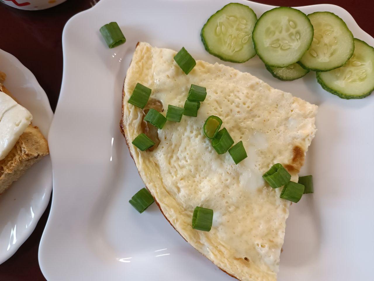 Раньше не любила кабачки, теперь обожаю. Омлет с кабачками и тостами смотреть онлайн