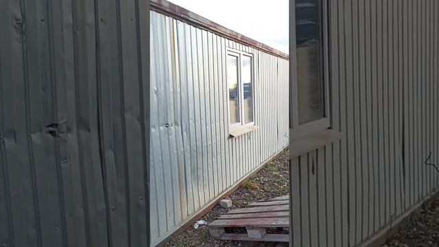 Каркасный дом из бытовки. Стоит ли покупать бытовку? Или всё же готовый дачный дом? смотреть онлайн