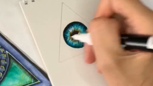 Рисуем глаза линерами Marvy Uchida смотреть онлайн