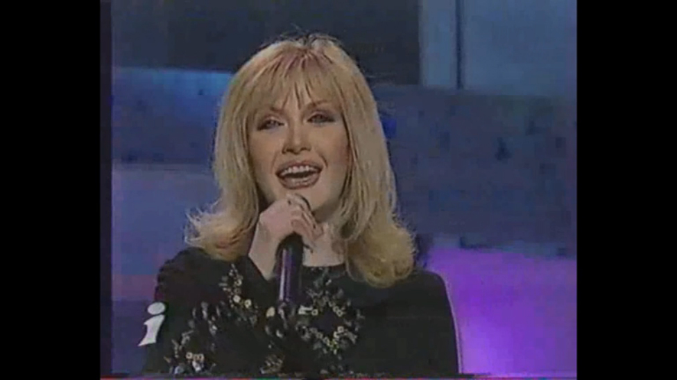 Таисия Повалий - А моя любов / «Пісня року» (2003) смотреть онлайн