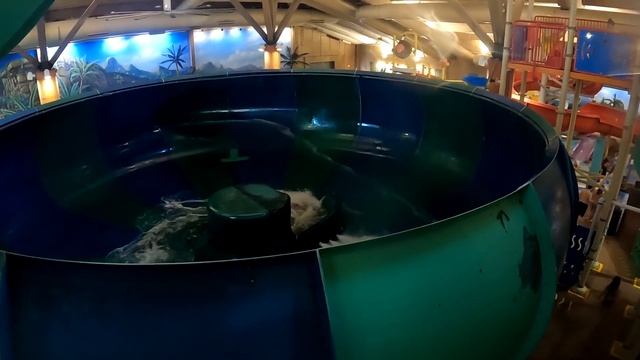 Yinzers & Sliders: A 23rd Birthday Celebration At Splash Lagoon (Ft. HockeyGUY66871) смотреть онлайн