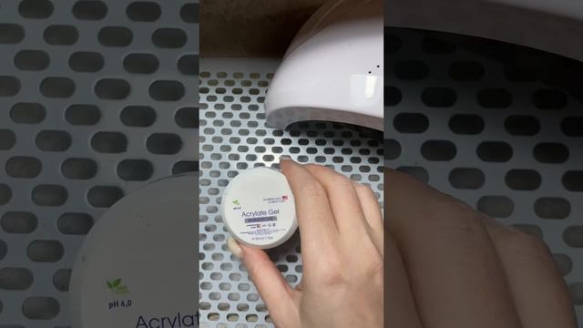 Быстрый дизайн выкладной френча витражным гелем #верхниеформы #моделированиеногтей смотреть онлайн