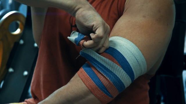Как наматывать бинты и для чего они нужны? - Отвечает Алексей Борисов смотреть онлайн