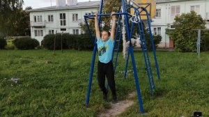На АЛЬФЕ в 10 лет+42 подтягивания+на рыбалке.
