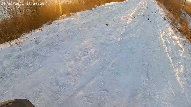 На мотоцикле по заснеженному озеру | ИЖ Юпитер 3 1971 смотреть онлайн