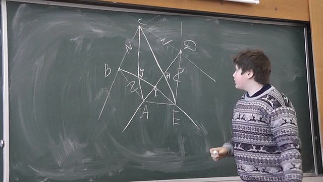 129. Геометрия для начинающих - Завязывая полоску в узел, получаем правильный пятиугольник 224 смотреть онлайн