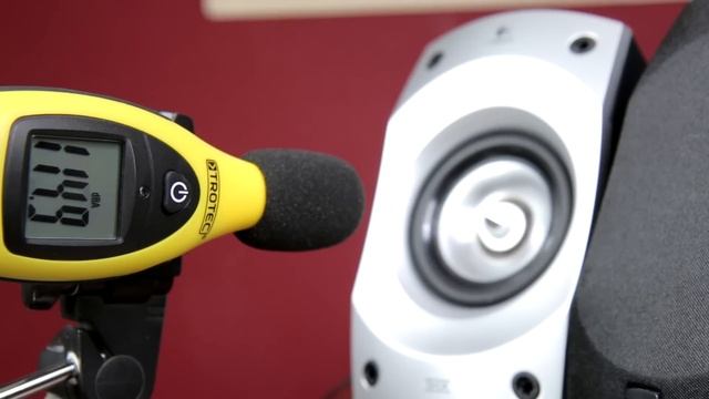 Logitech Z-5500 5.1 Speakers sound & dB bass tests [HQ] смотреть онлайн