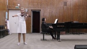 Головатая Сияна 11 лет. О.Ридинг Концертино op.5 D-dur; М. Мусоргский Гопак в обр. С. Рахманинова