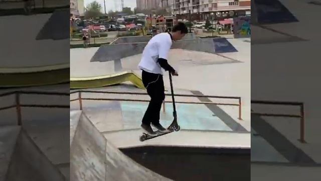 самокат трюки #125 смотреть онлайн