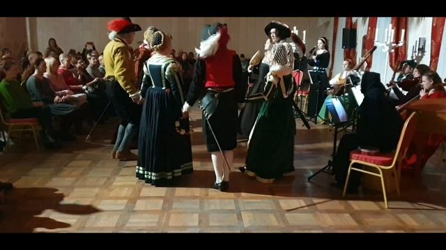 1. М. Преториус "Простой бранль ". РАСО и Екатерина Припускова, танец "Галантный век " смотреть онлайн