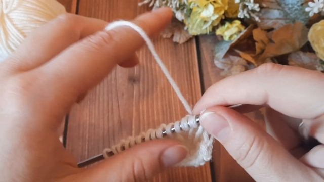 ПРОСТОЙ узор с вытянутыми петлями спицами. смотреть онлайн