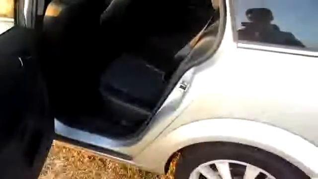 Opel Astra 1.9 CDTI смотреть онлайн