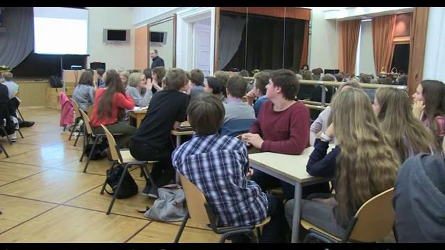 В Доме творчества школьников г. К-Ярве прошел открытый чемпионат Эстонии по интеллектуальным играм смотреть онлайн