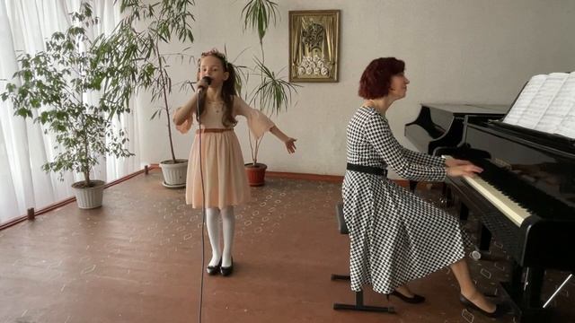 Поліна Тарасова "Ой ходить сон" смотреть онлайн