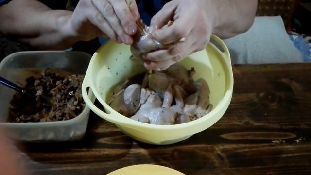 ПЕРЕПЕЛА фаршированные куриными сердечками и печенью.ЛЕГКО!!! смотреть онлайн