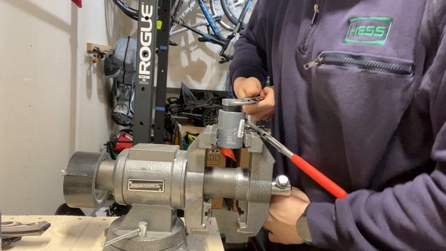 Testing The Knipex Cobras On Pipe And Fittings (87-01-180, 87-01-125, 87-01-250)