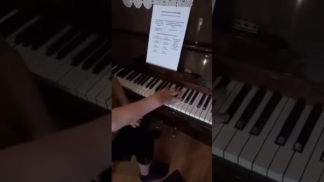 13.04.2020 Видеоурок преподавателя отделения "Теория музыки" Казаковой Л.В. смотреть онлайн