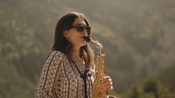 The Beatles - Here Comes The Sun | Sax Cover | Alexandra Ilieva | Thomann