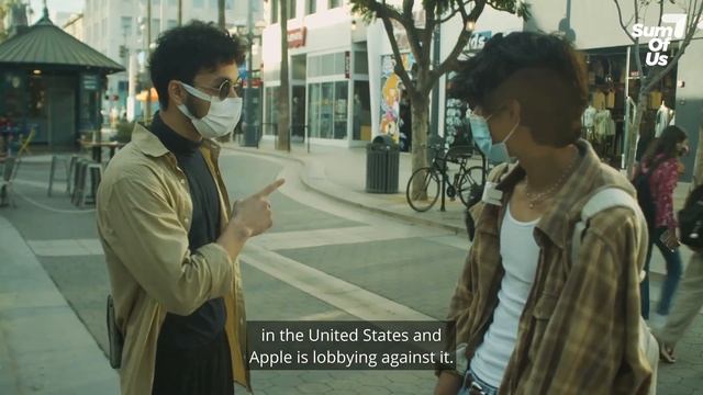Watch real Apple customers react to this news смотреть онлайн