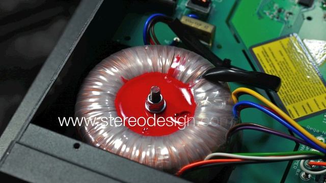 Stereo Design Rega Saturn-R DAC and CD Player смотреть онлайн