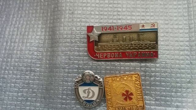 ЗАРОБОТОК НА БАРАХОЛКАХ #2 ЗНАЧКИ,НАУШНИКИ смотреть онлайн