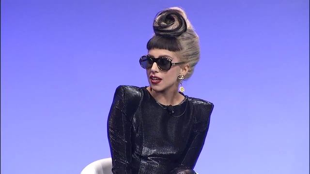 Google Goes Gaga [русский]. Часть 1. Озвучено роботами смотреть онлайн