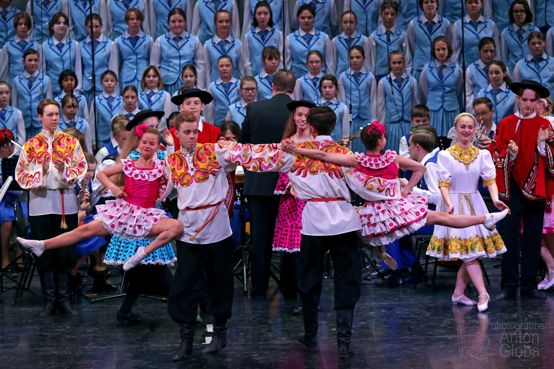 "Хоровод дружбы", Ансамбль Локтева. "Round dance of friendship", Loktev Ensemble. смотреть онлайн