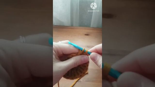 Ч.2. Детская сумочка- торба крючком. Вяжем дно. Ряд N2 смотреть онлайн